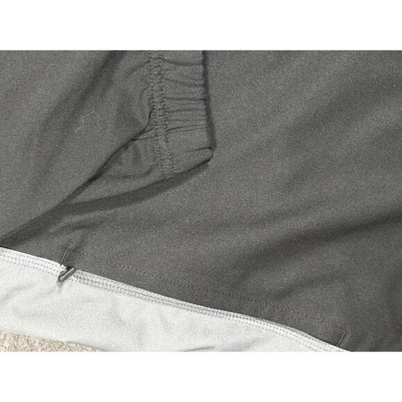 Nike Dri-Fit Men's Black and Gray Windbreaker Full Zip Jacket - Size Large - Picture 5 of 8